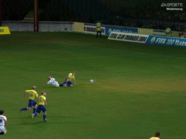 FIFA Soccer 2004 - Image 3