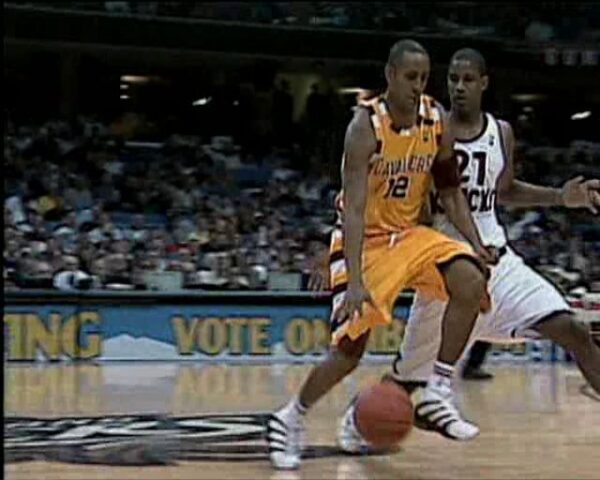 NBA 2K6 - Image 4