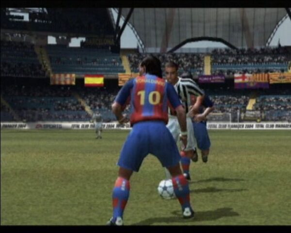 FIFA Soccer 2004 - Image 2