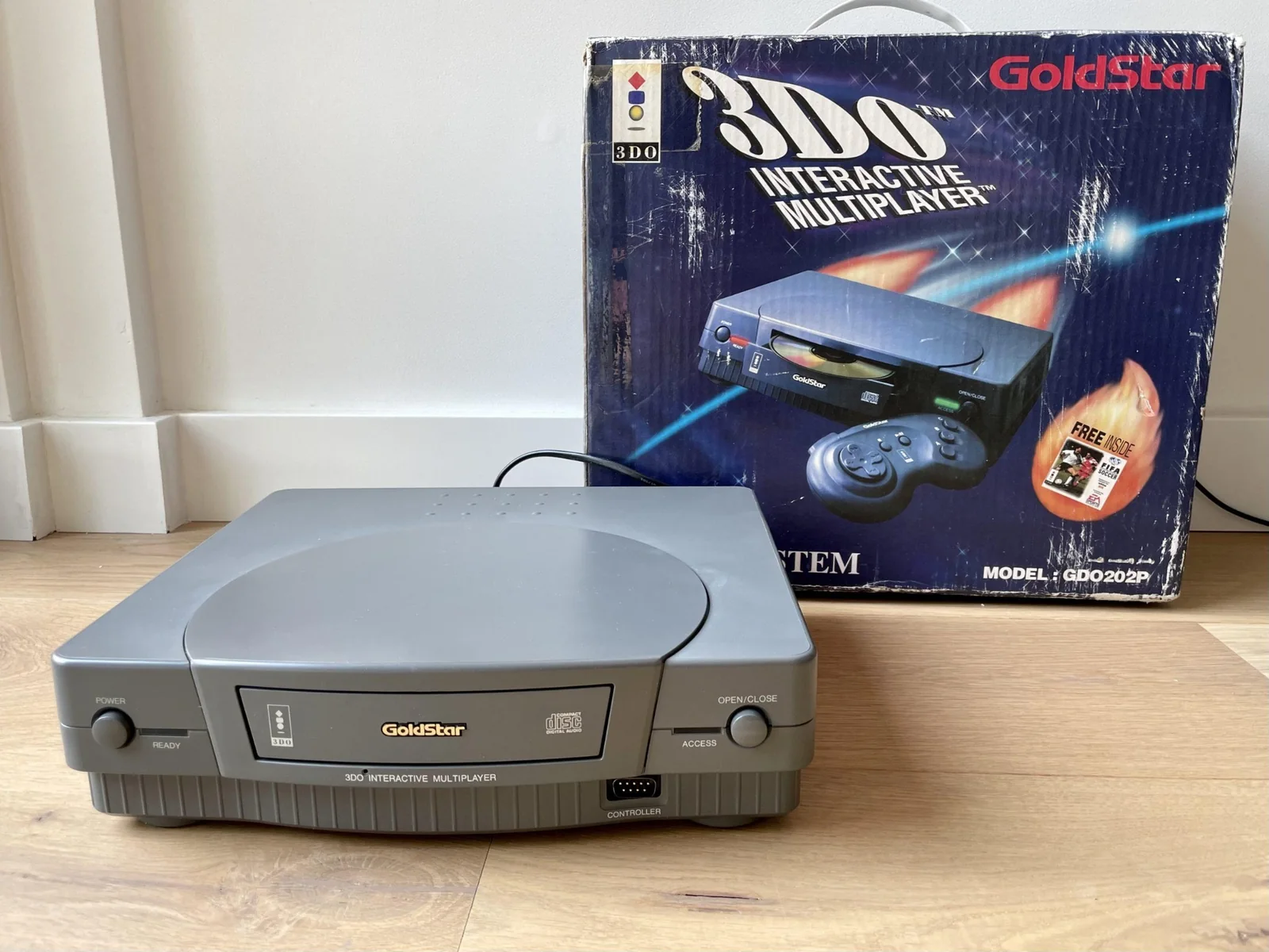 GoldStar 3DO Interactive Multiplayer and retail box
