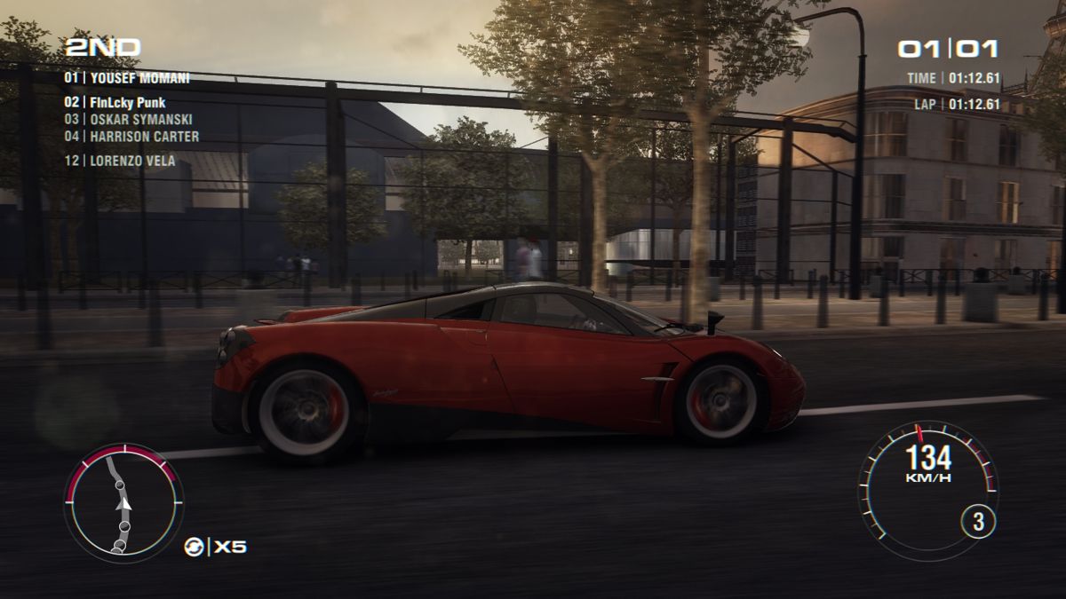 Grid 2 - Image 6